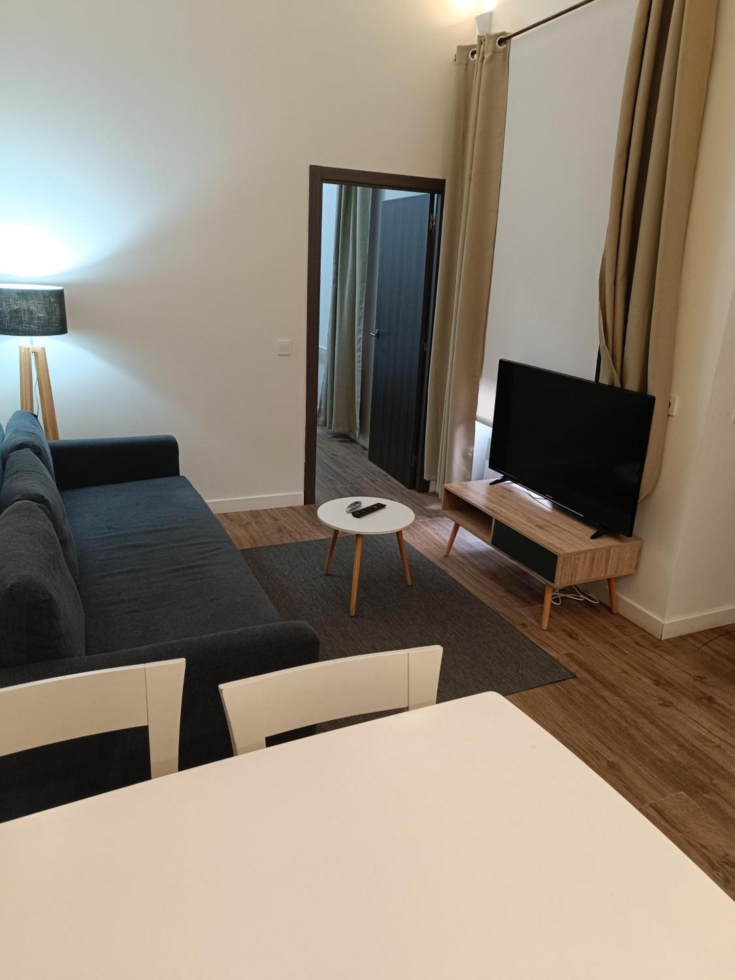 Apartamentos Al-Qazeres Luxury La Concepcion Касерес Экстерьер фото