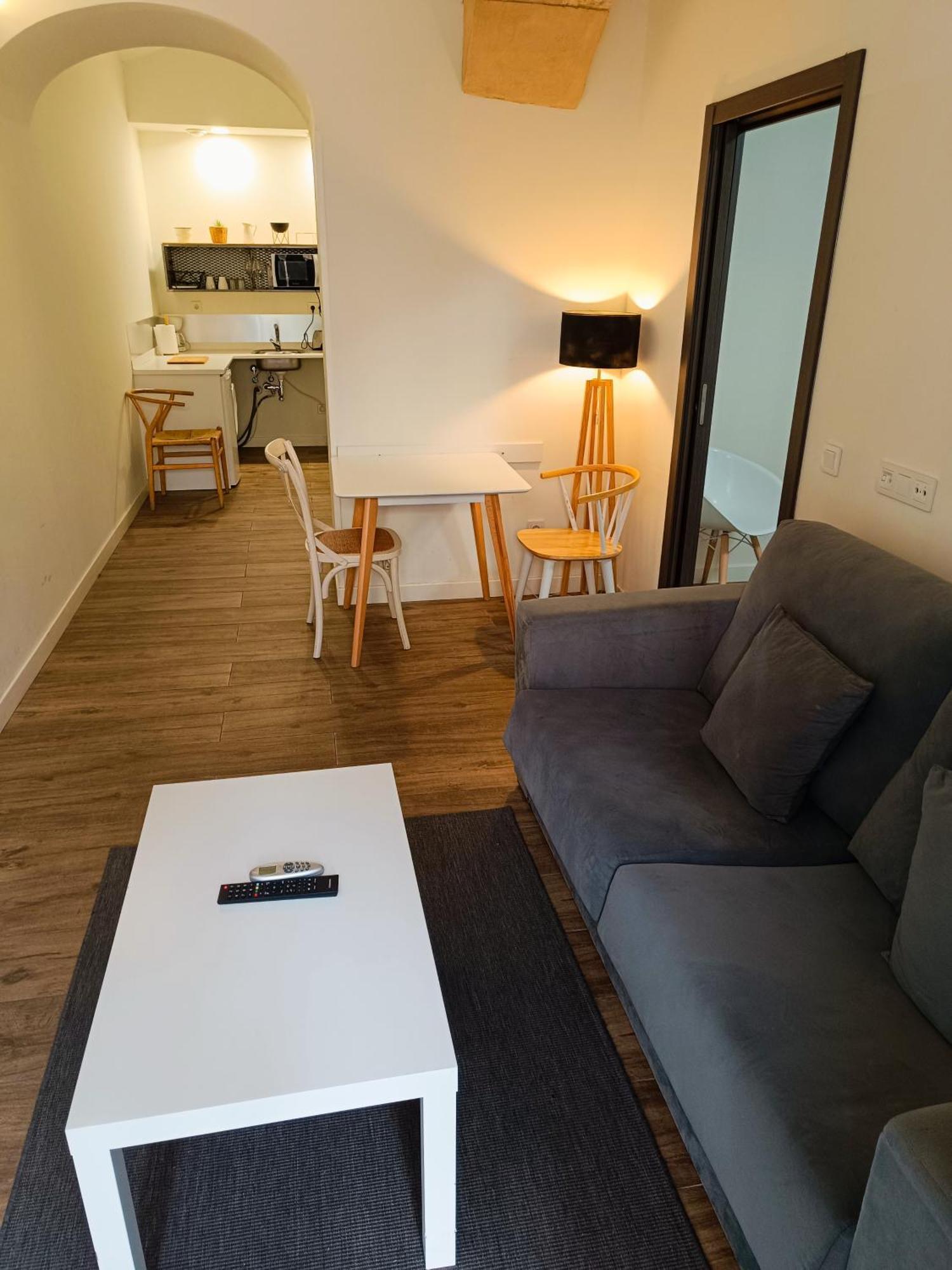 Apartamentos Al-Qazeres Luxury La Concepcion Касерес Экстерьер фото