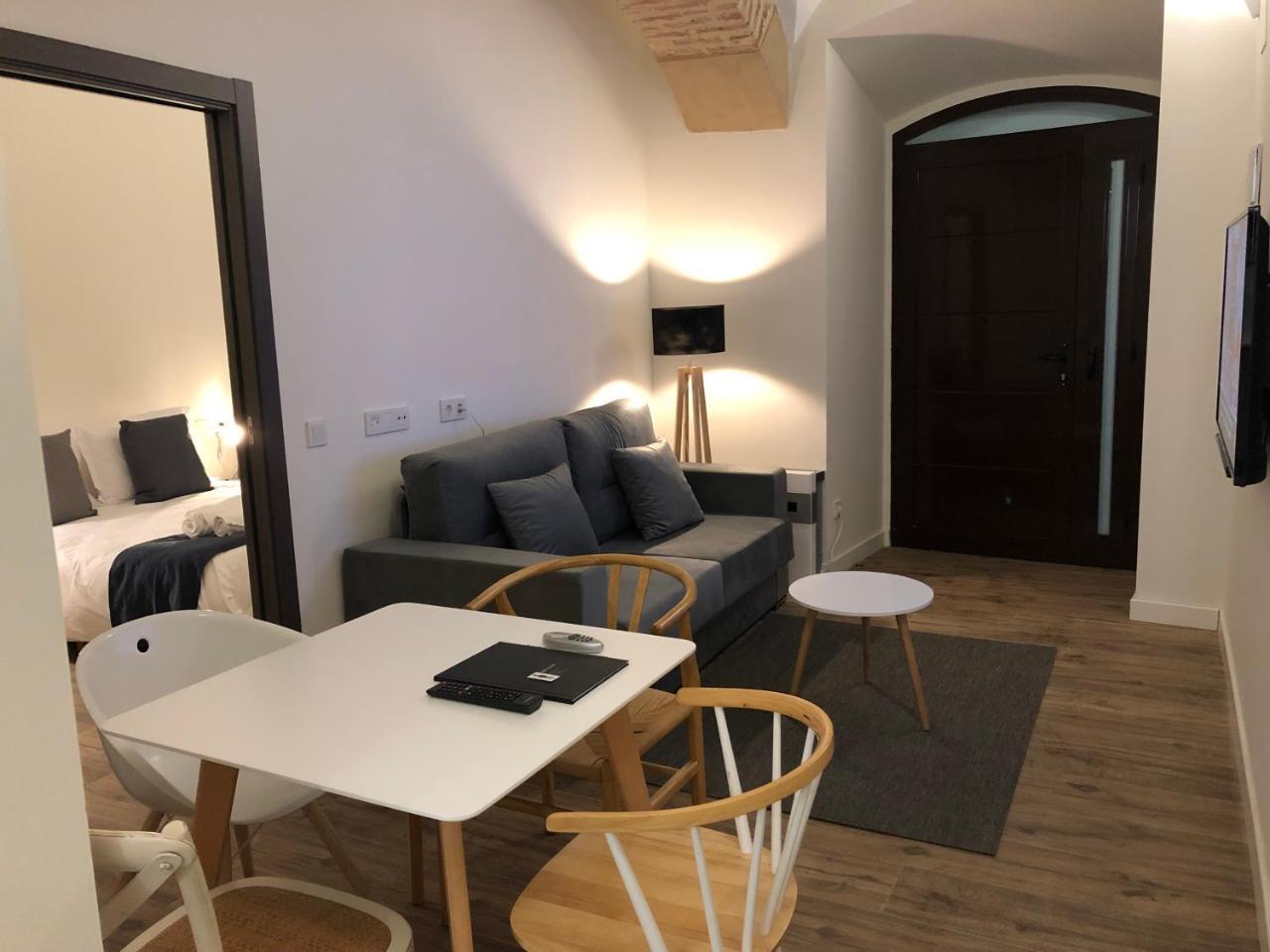 Apartamentos Al-Qazeres Luxury La Concepcion Касерес Экстерьер фото